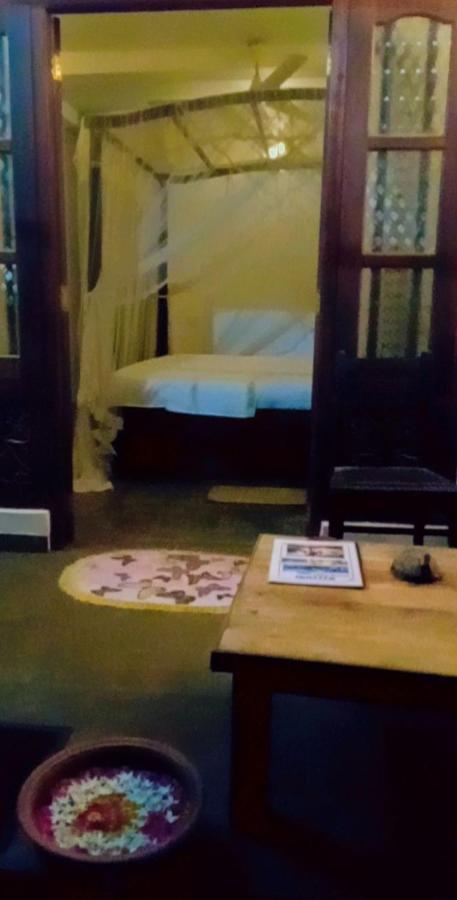 Hotel Shady Edge Unawatuna Esterno foto